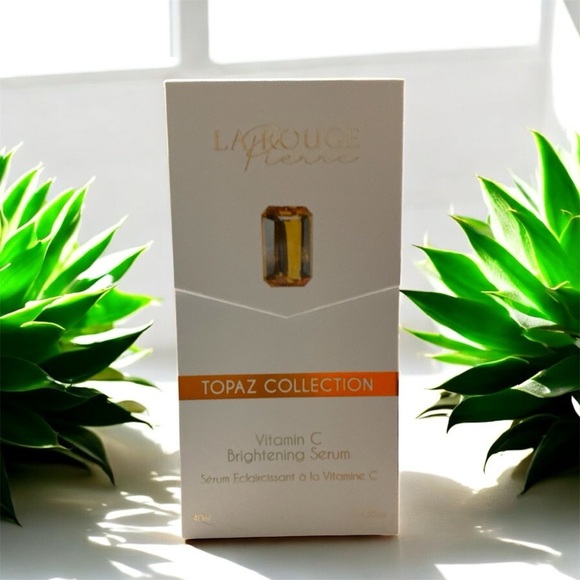 NIB-Vitamin C Brightening Serum-La Rouge Pierre - Picture 2 of 5